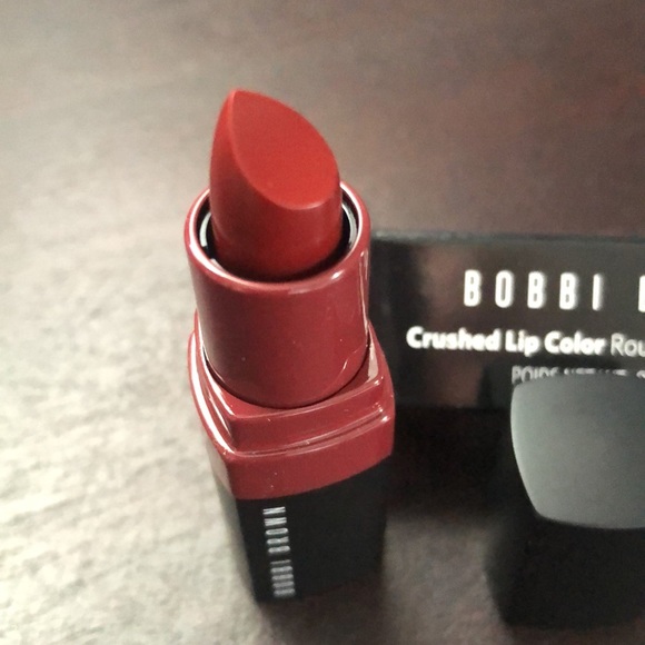 Bobbi Brown crushed lip color in Ruby - Picture 2 of 3